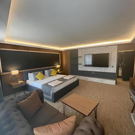 Uk Ankara Hotel Luaran gambar
