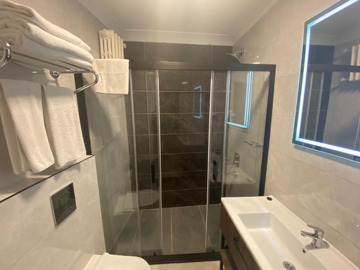 Uk Ankara Hotel Luaran gambar