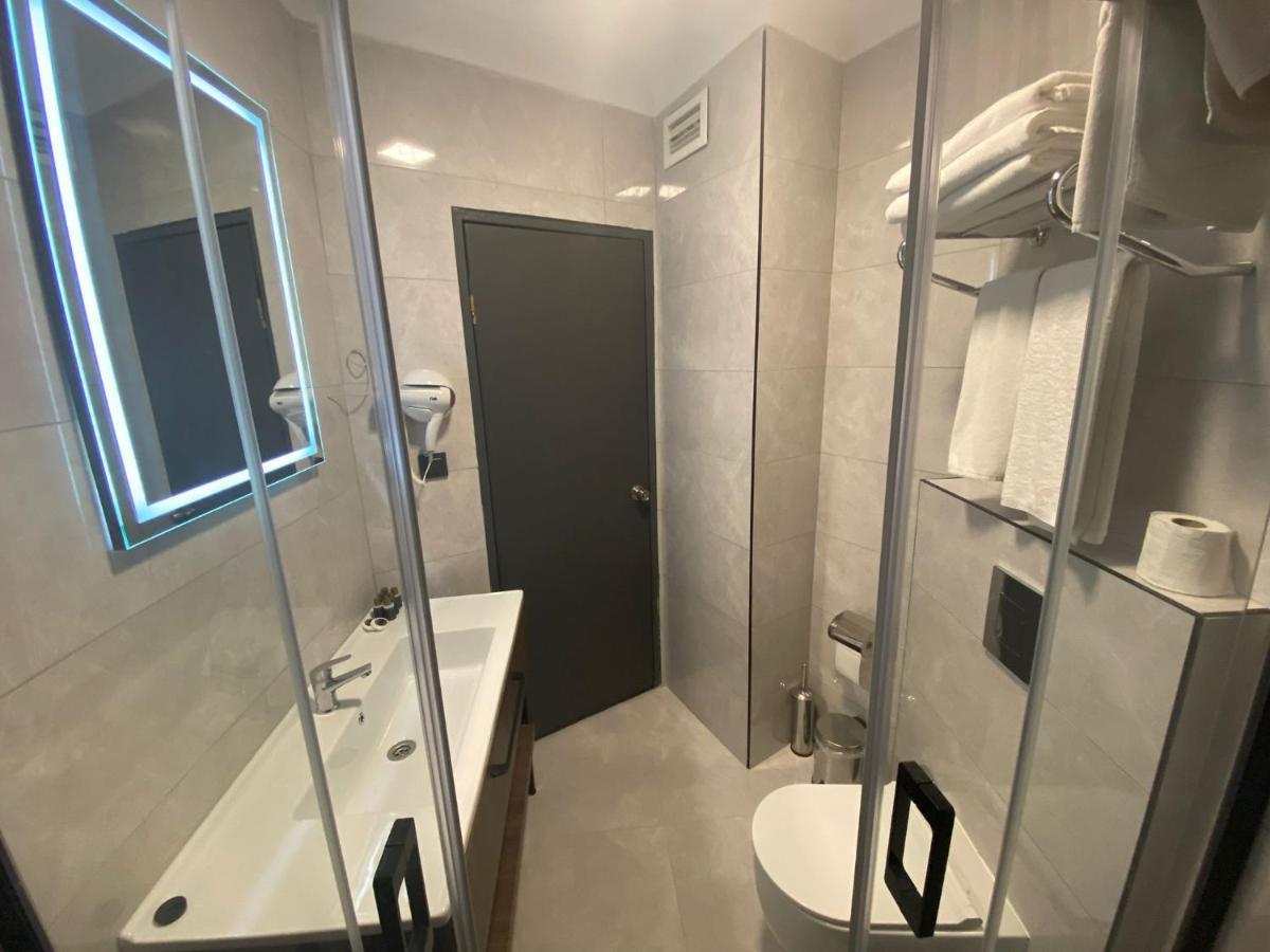 Uk Ankara Hotel Luaran gambar