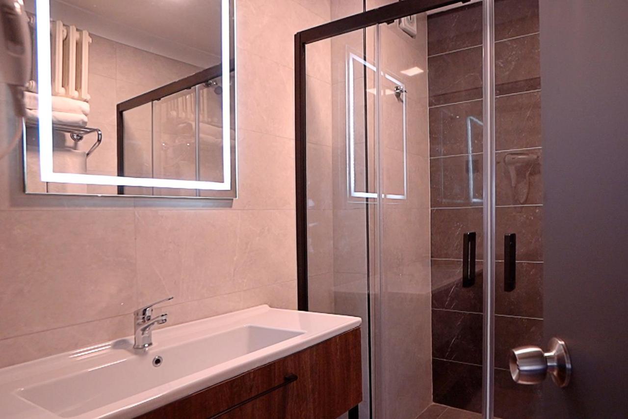 Uk Ankara Hotel Luaran gambar