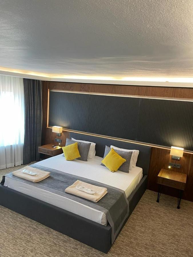 Uk Ankara Hotel Luaran gambar