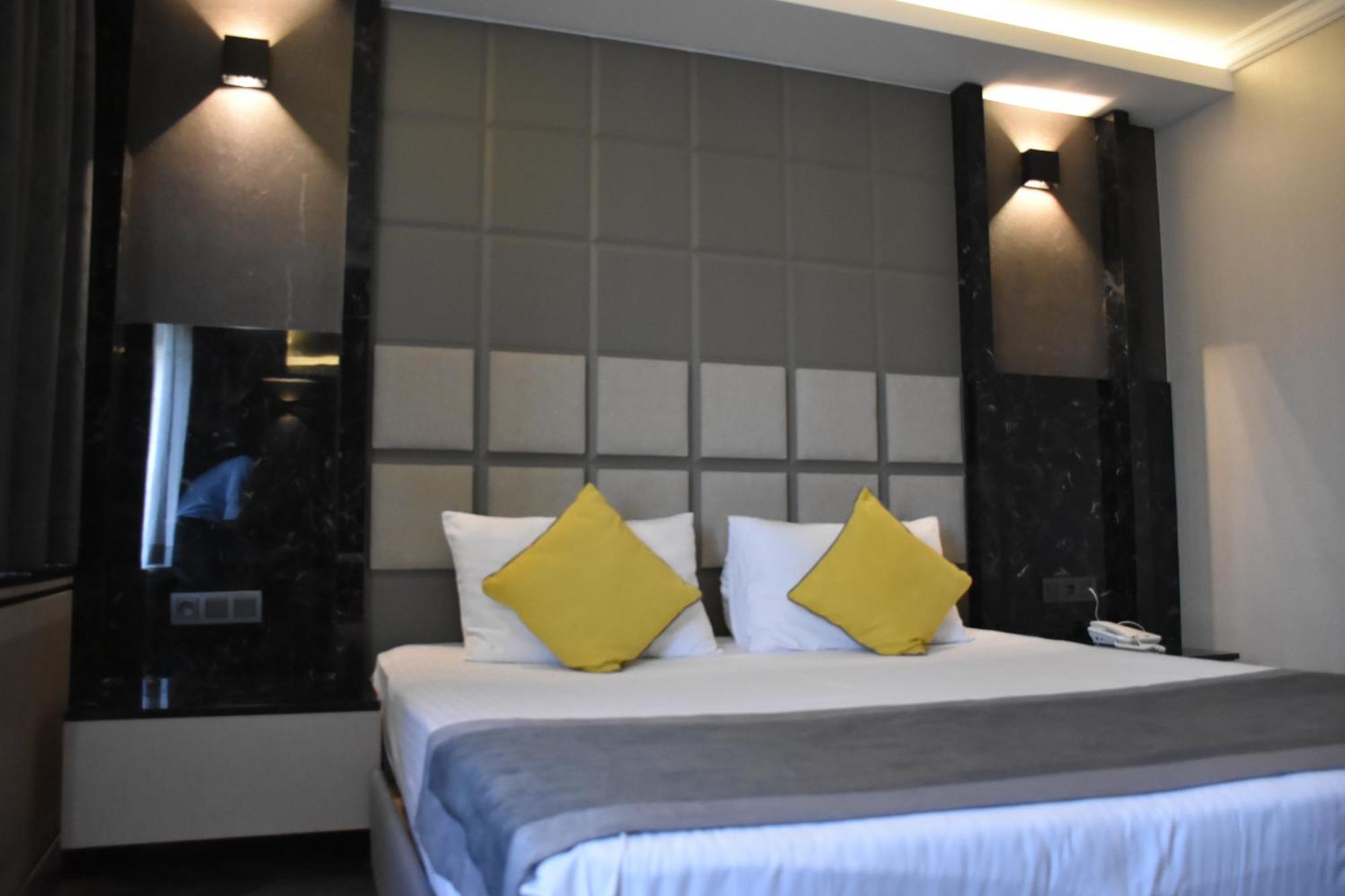 Uk Ankara Hotel Luaran gambar