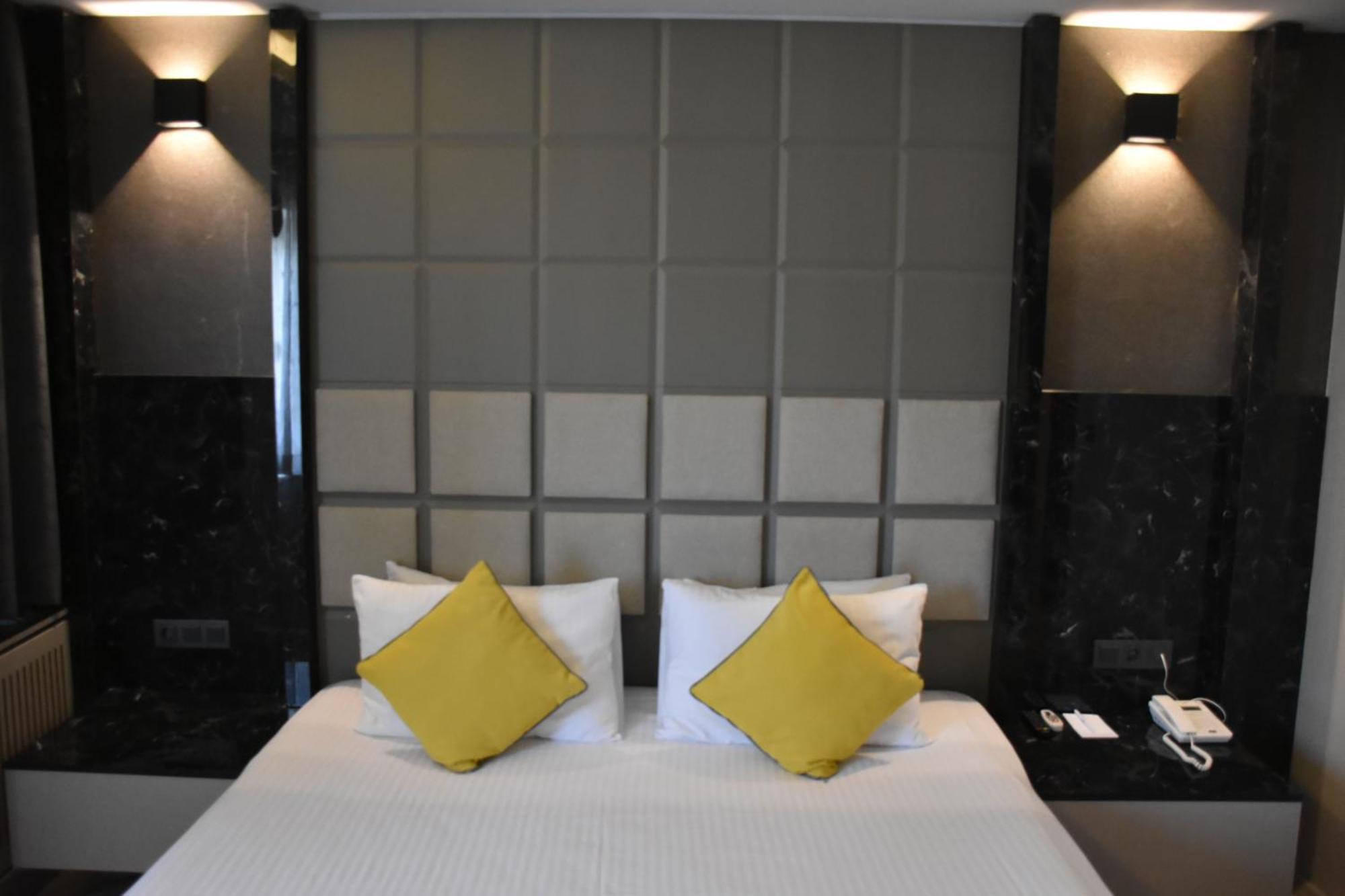 Uk Ankara Hotel Luaran gambar