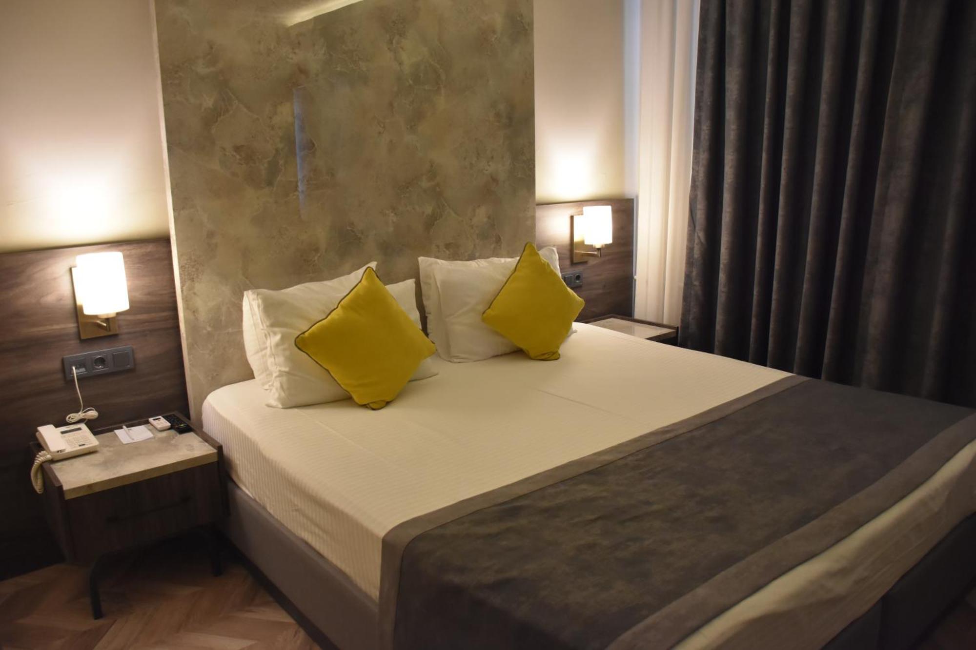 Uk Ankara Hotel Luaran gambar