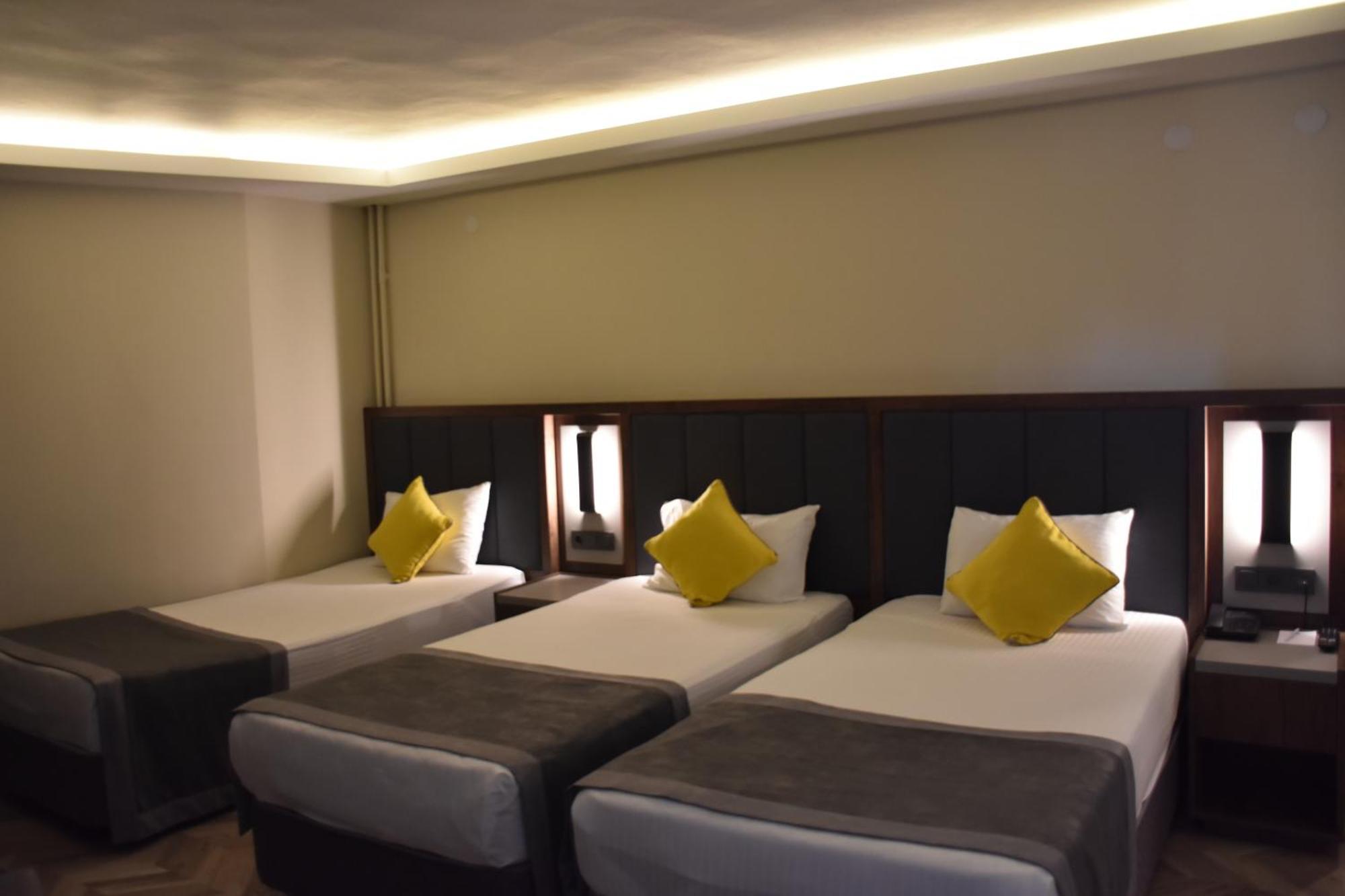 Uk Ankara Hotel Luaran gambar